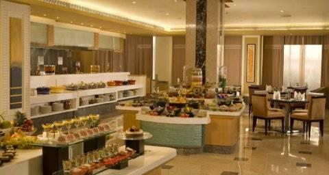 Radisson Blu Suites 古尔冈 餐厅 照片